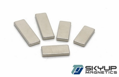 Permanent NdFeB  magnets used in Electronics.motors ,generators.produced by professional magnets factory